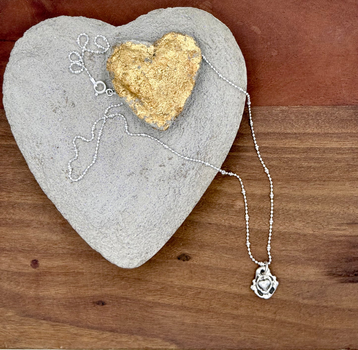 El Corazón Necklace
